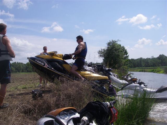2009-06-11 MUDBUG 071