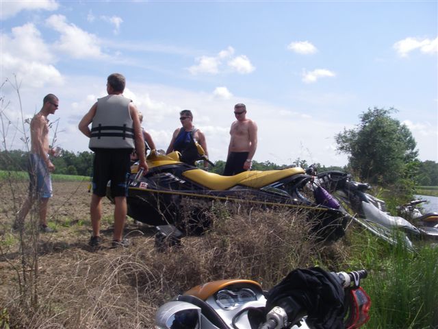 2009-06-11 MUDBUG 074